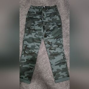 GAP Green Camouflage Pants